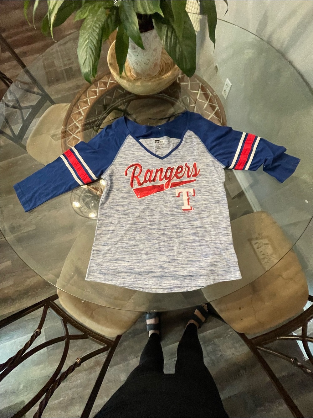 Brand new (tags removed)
women's New Era 3/4 sleeve Texas
Rangers tee size large